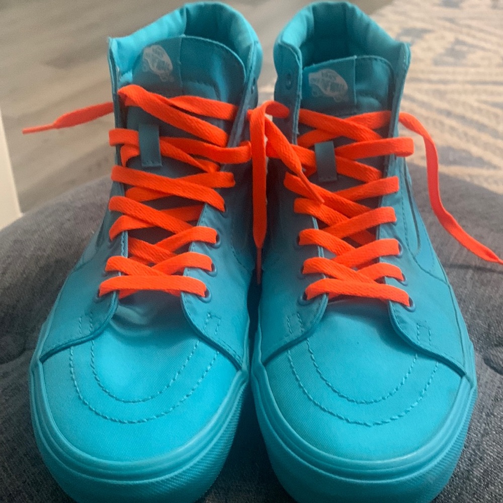 Vans shoes size 9.5
